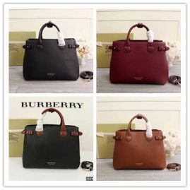 Picture of Burberry Lady Handbags _SKUfw124807600fw